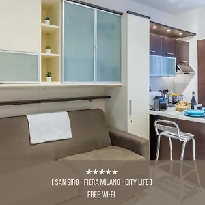 Appartamento Strategic House - Metro M5 San Siro - Free Wi-fi, Milano